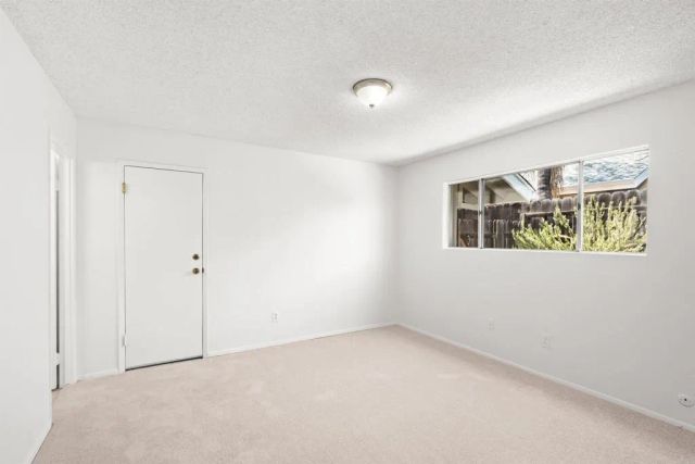 527 La Sombra Drive, El Cajon, CA 92020