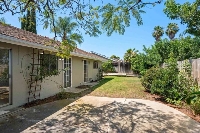 527 La Sombra Drive, El Cajon, CA 92020