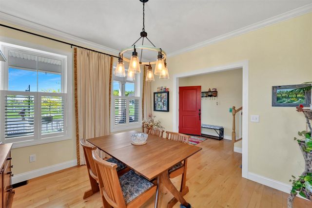 86 N Jefferson Road, South Burlington, VT 05403