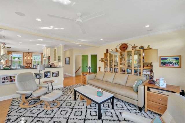 86 N Jefferson Road, South Burlington, VT 05403