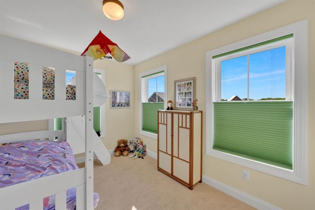 86 N Jefferson Road, South Burlington, VT 05403