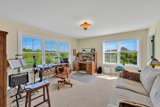 86 N Jefferson Road, South Burlington, VT 05403