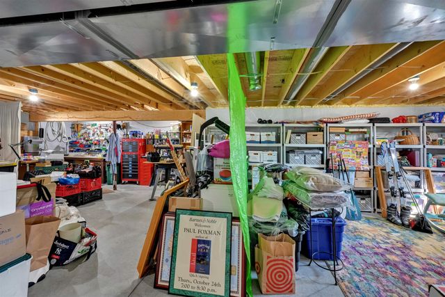 86 N Jefferson Road, South Burlington, VT 05403