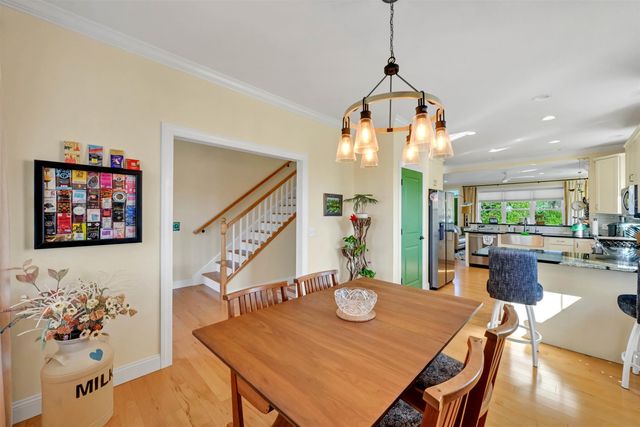 86 N Jefferson Road, South Burlington, VT 05403