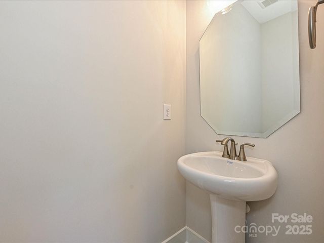 916 Callahan Street EQX1666, Charlotte, NC 28206