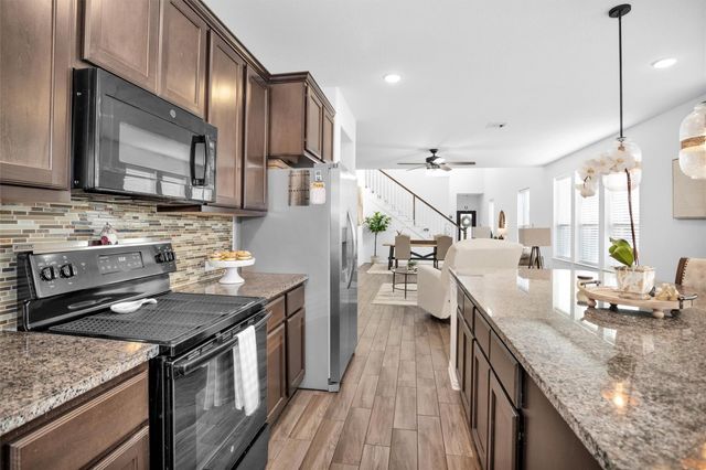 118 Emory Birch Drive, Montgomery, TX 77316