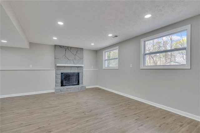 3394 Dearwood Drive SW, Lilburn, GA 30047