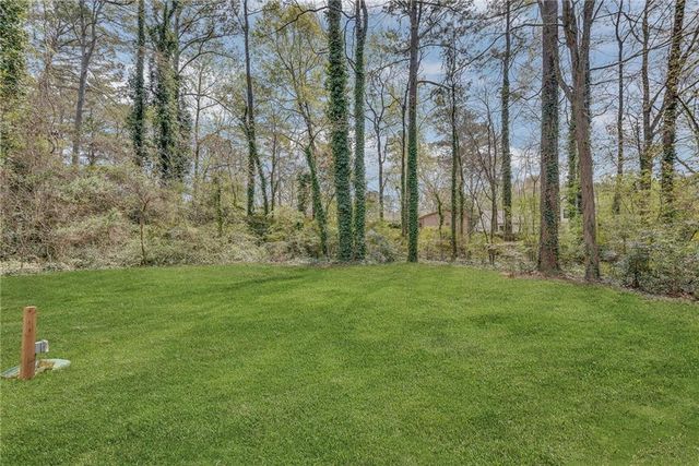 3394 Dearwood Drive SW, Lilburn, GA 30047