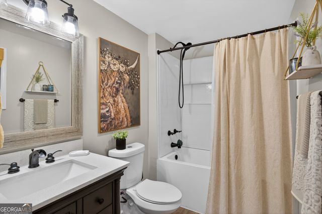 103 Pineneedle Drive, Westminster, SC 29693