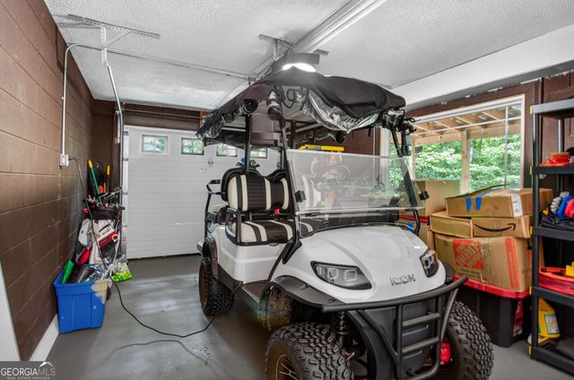 103 Pineneedle Drive, Westminster, SC 29693