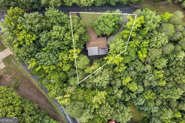 103 Pineneedle Drive, Westminster, SC 29693
