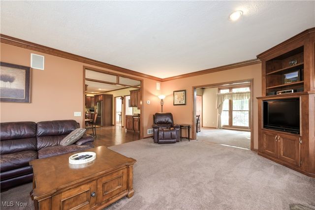 8325 Condor Circle NW, Massillon, OH 44646