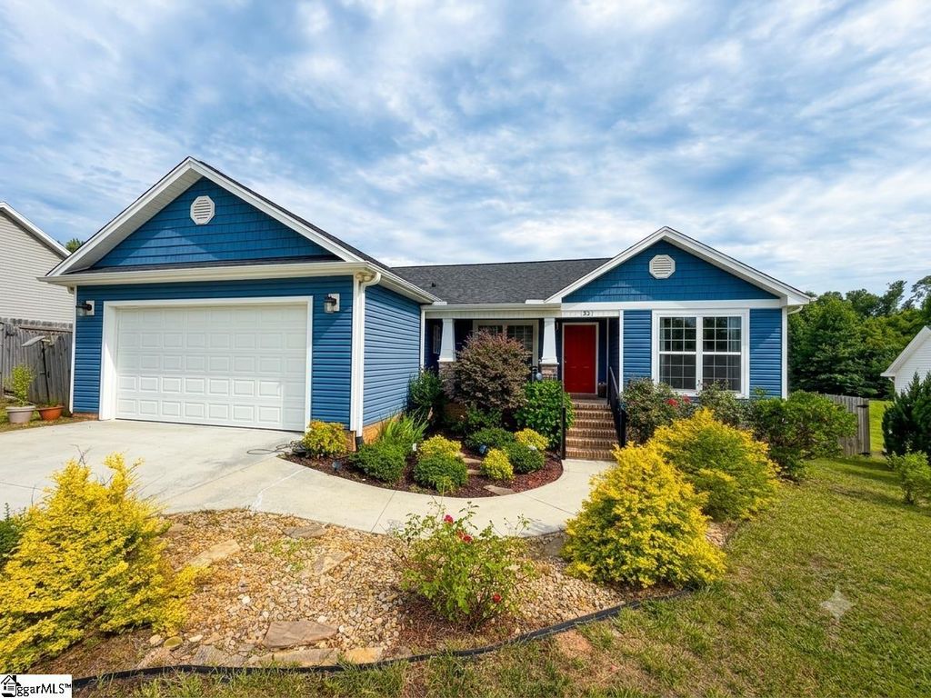 52 Montgomery Road, Lyman, SC 29365