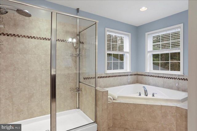 6715 S CLIFTON RD, Frederick, MD 21703