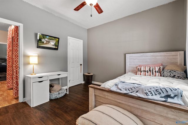 2438 Barnes Drive, Hokes Bluff, AL 35903