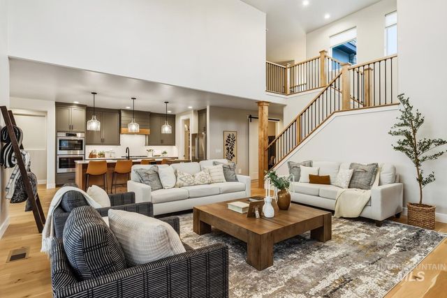 13464 N Hazel Grouse Way, Boise, ID 83714