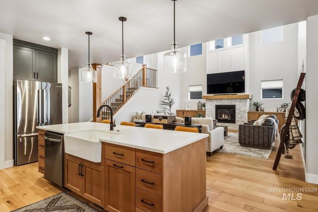 13464 N Hazel Grouse Way, Boise, ID 83714