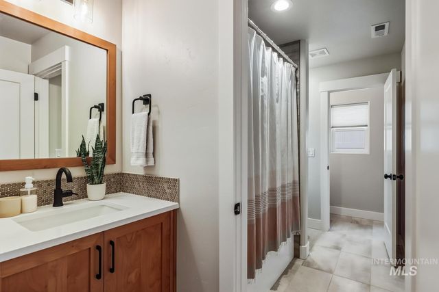 13464 N Hazel Grouse Way, Boise, ID 83714