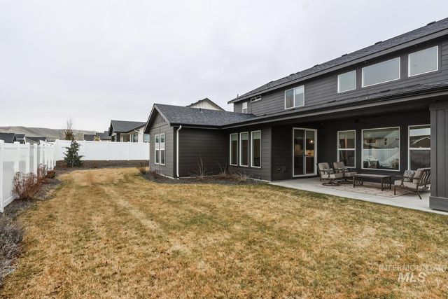 13464 N Hazel Grouse Way, Boise, ID 83714