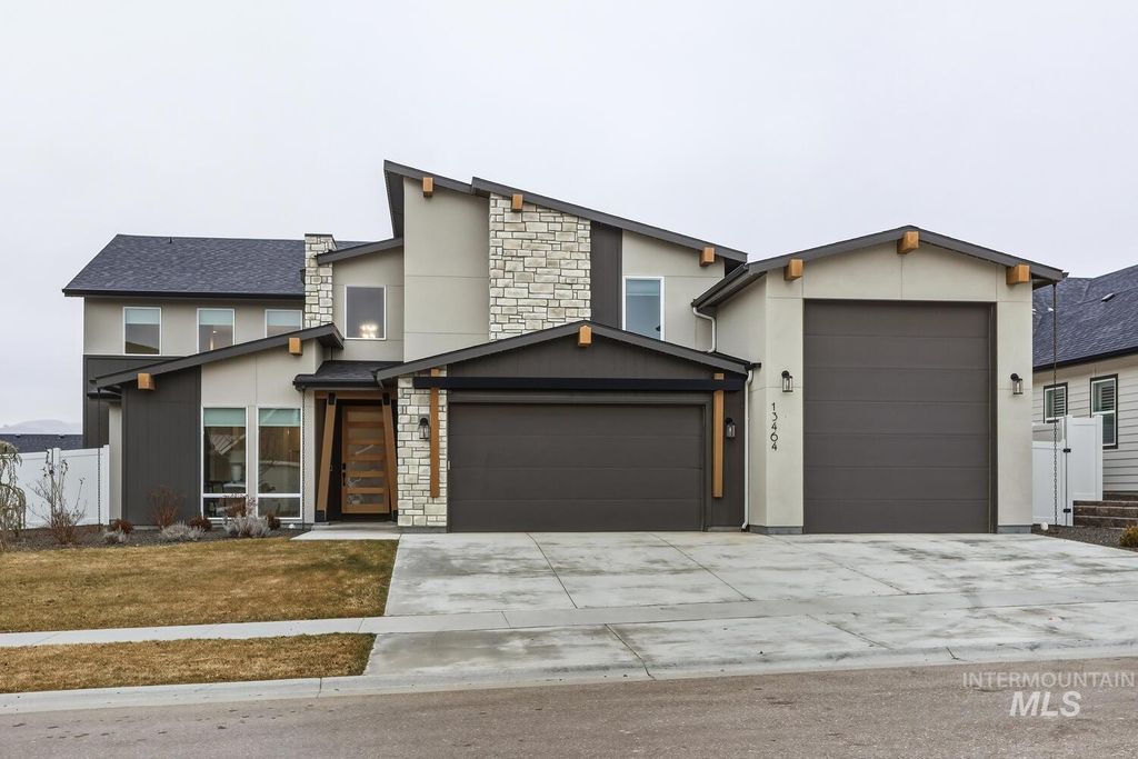 13464 N Hazel Grouse Way, Boise, ID 83714
