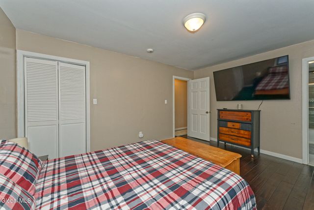 35 Pinewood Way, Argyle, NY 12809