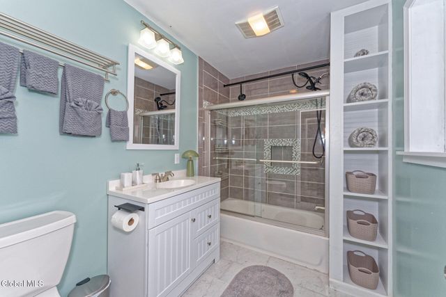 35 Pinewood Way, Argyle, NY 12809