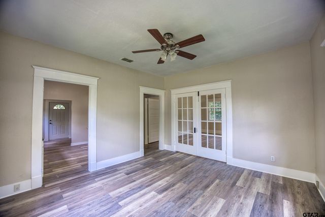 1008 N Link St., Palestine, TX 75801