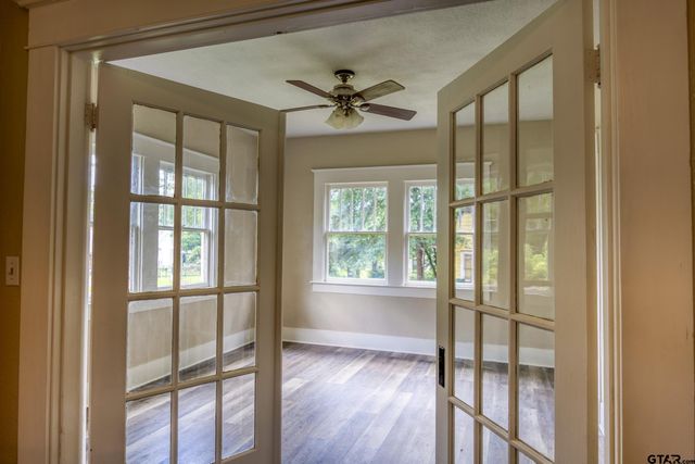 1008 N Link St., Palestine, TX 75801