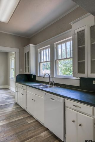 1008 N Link St., Palestine, TX 75801