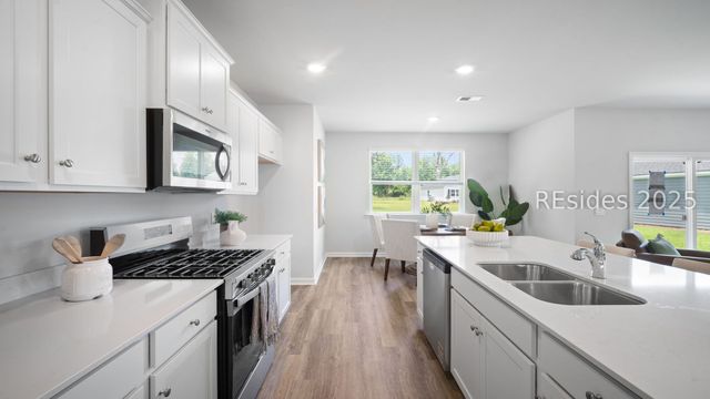 913 Sanctuary Dr, Ridgeland, SC 29936