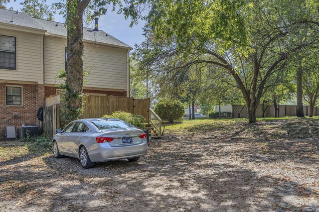 1933 18th Ave, S, Nashville, TN 37212