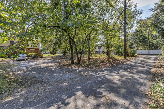 1933 18th Ave, S, Nashville, TN 37212