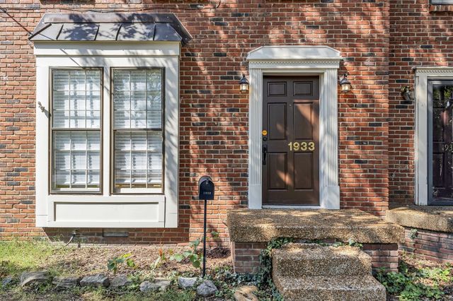 1933 18th Ave, S, Nashville, TN 37212