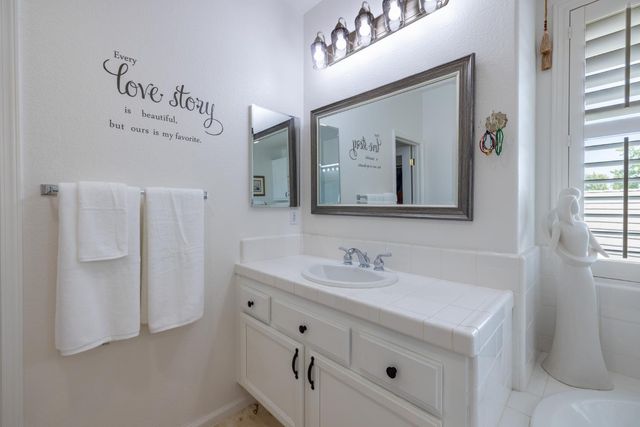 1800 Allenwood Cir, Lincoln, CA 95648