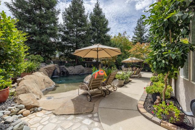 1800 Allenwood Cir, Lincoln, CA 95648