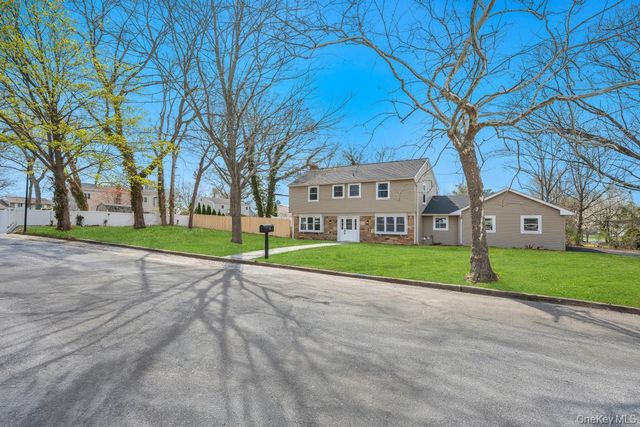 4 Chevy Drive, South Setauket, NY 11720