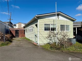 18501 52nd Avenue #6, Lynnwood, WA 98037