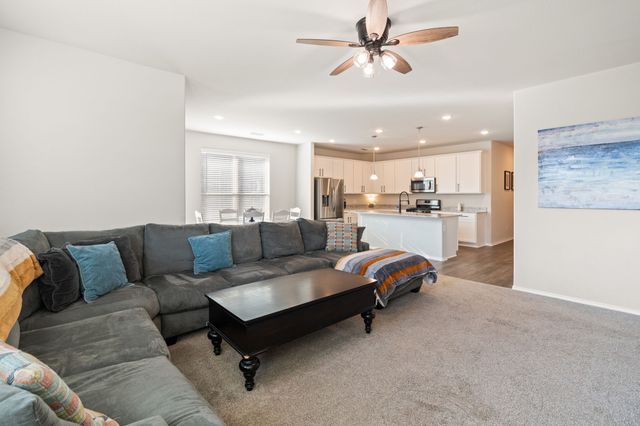 428 Green Hill Drive, Waxahachie, TX 75167