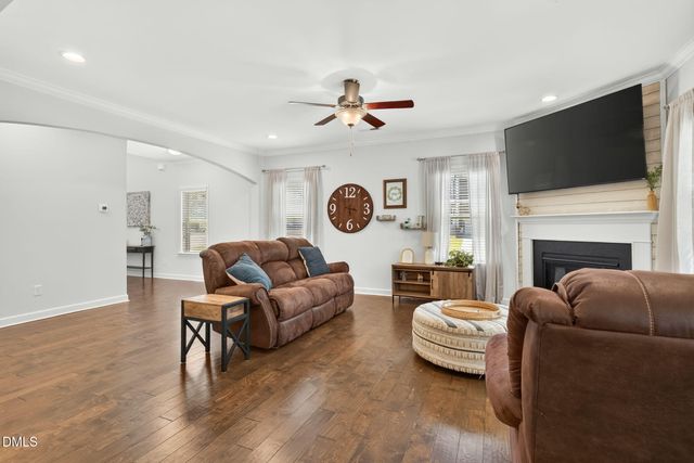 8108 Fieldcrest Lane, Fuquay Varina, NC 27526