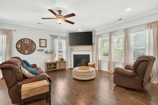 8108 Fieldcrest Lane, Fuquay Varina, NC 27526
