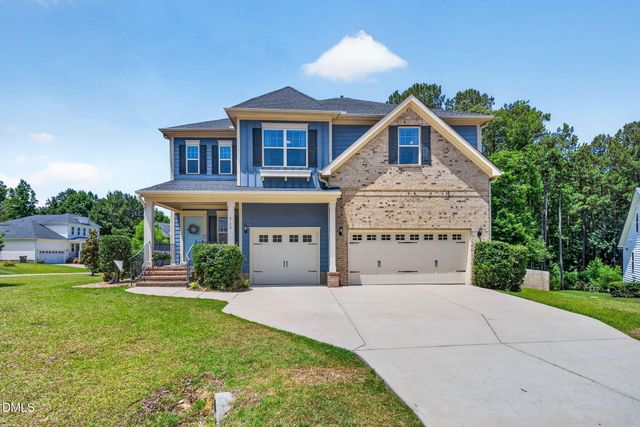 8108 Fieldcrest Lane, Fuquay Varina, NC 27526