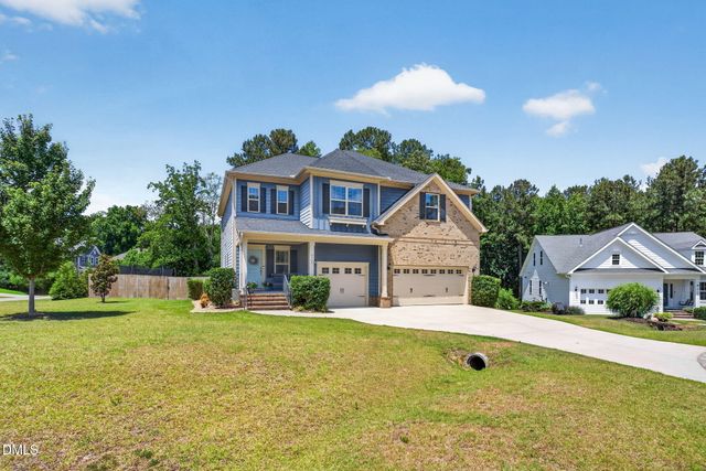 8108 Fieldcrest Lane, Fuquay Varina, NC 27526