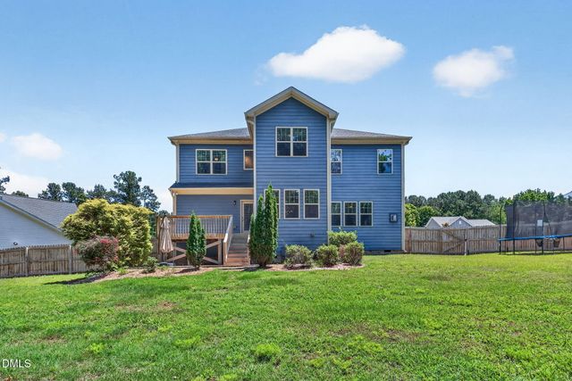 8108 Fieldcrest Lane, Fuquay Varina, NC 27526