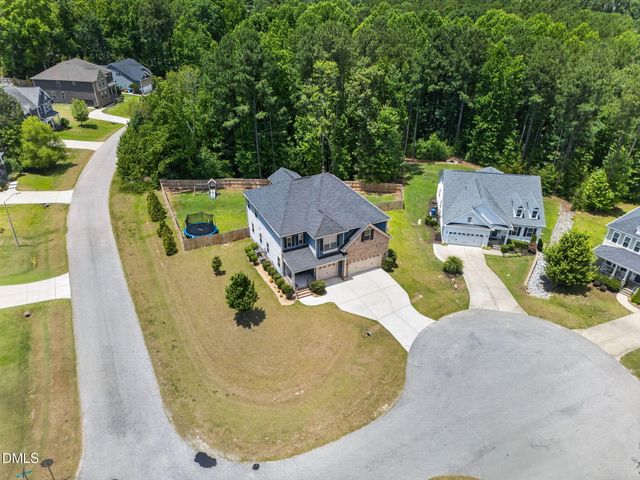 8108 Fieldcrest Lane, Fuquay Varina, NC 27526