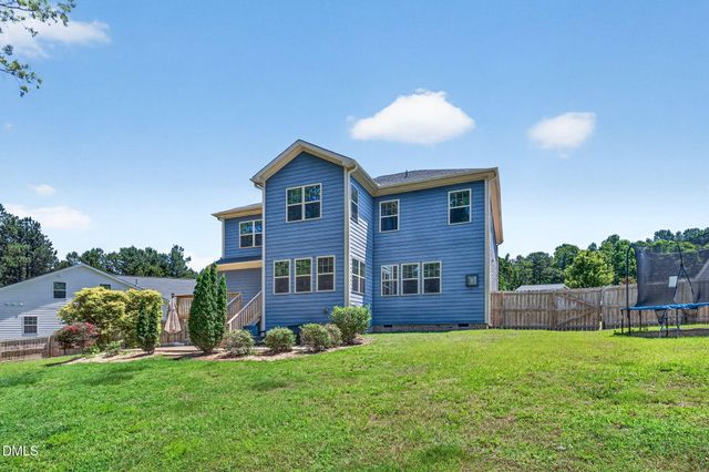 8108 Fieldcrest Lane, Fuquay Varina, NC 27526