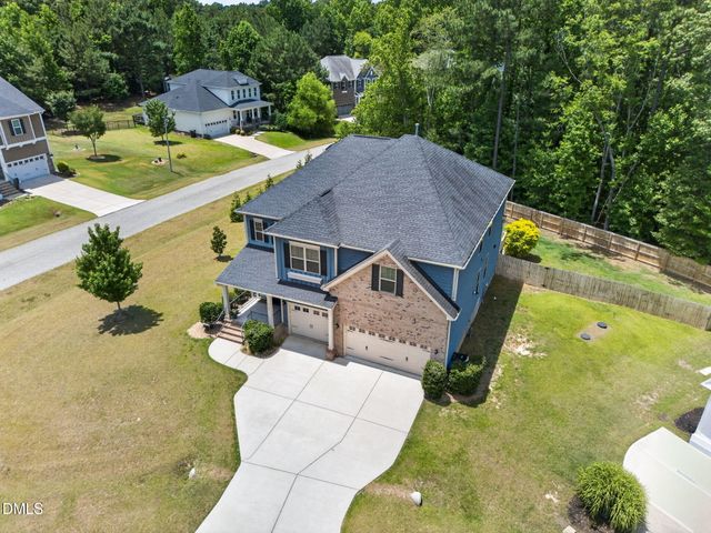 8108 Fieldcrest Lane, Fuquay Varina, NC 27526