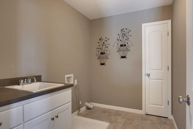 15351 110th Avenue N, Dayton, MN 55369