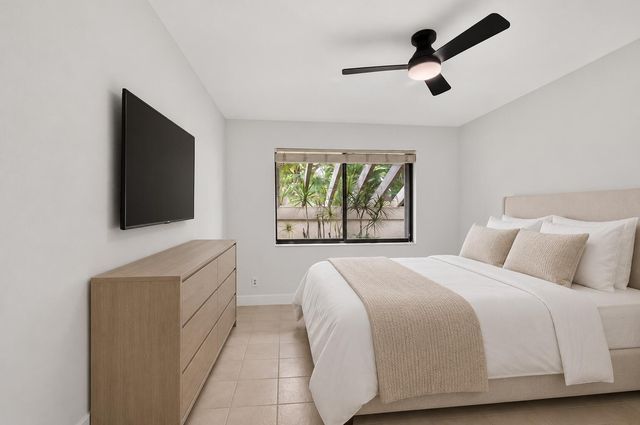 5731 Coach House Circle A, Boca Raton, FL 33486