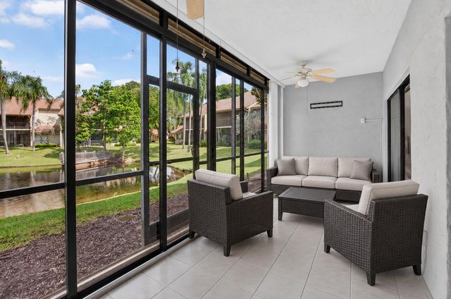 5731 Coach House Circle A, Boca Raton, FL 33486