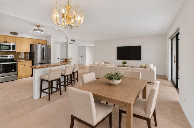 5731 Coach House Circle A, Boca Raton, FL 33486